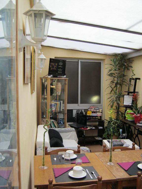 Hotel Innova Cardabella Avignon Eksteriør bilde