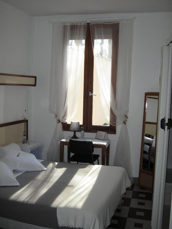 Hotel Innova Cardabella Avignon Rom bilde