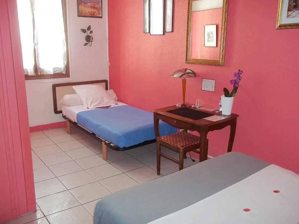 Hotel Innova Cardabella Avignon Rom bilde