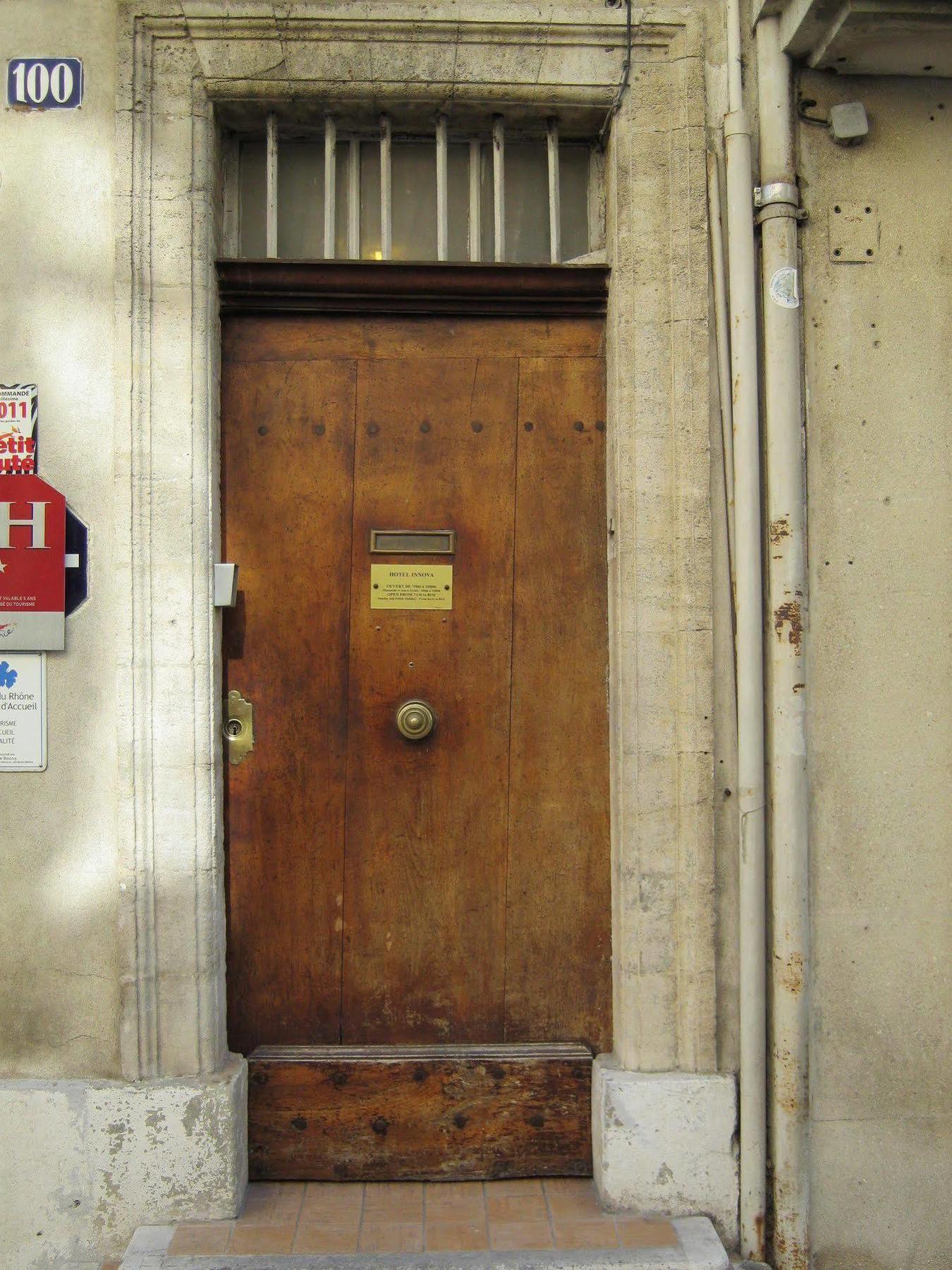 Hotel Innova Cardabella Avignon Eksteriør bilde